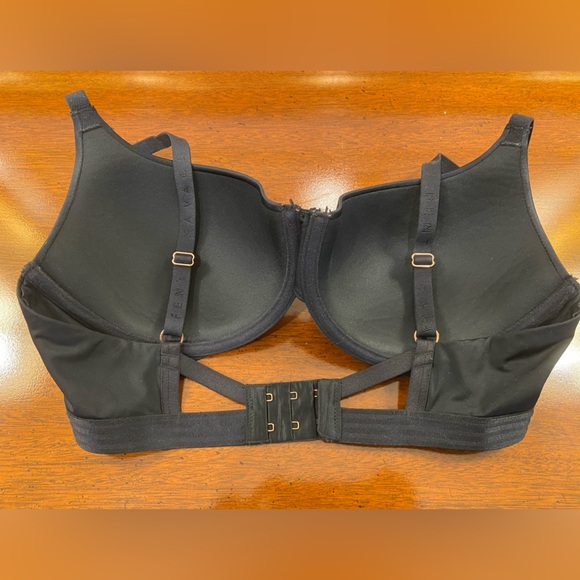 🖤Savage X Fenty Black Tshirt Bra - Picture 7 of 12